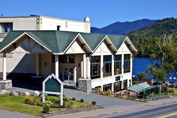THE LAKE PLACID SUMMIT HOTEL (Lake Placid)